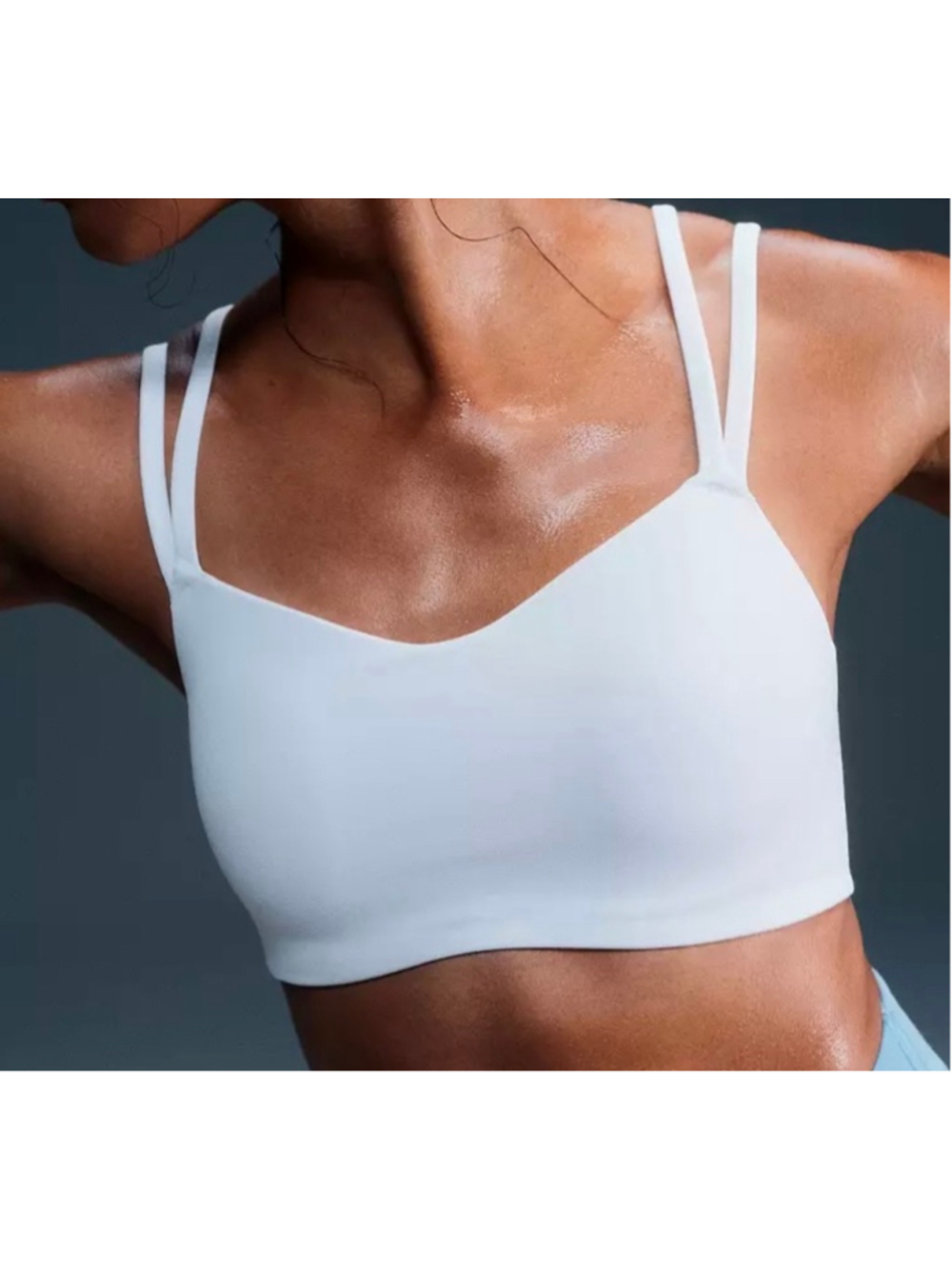 Women's Nike Zenvy Strappy Sports Bra White Size XL